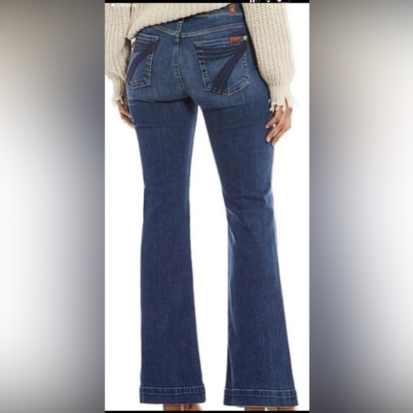 7 For All Mankind Denim - 7 for All Mankind Dojo Medium Melrose Jean size 25P (27in inseam)